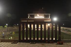 Hotel Rajhans Abhinandan