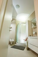 Lovely 4 Star 3-bed Apartment in Podstrana