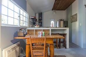 Plum Guide - The Carling Nest