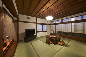 Oyado Kinokuniya Togiya Machi Harimaya Kado Kura