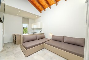 Kostakis Beach Hotel