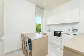 Kostakis Beach Hotel