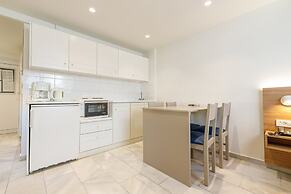 Kostakis Beach Hotel