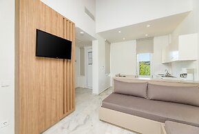 Kostakis Beach Hotel