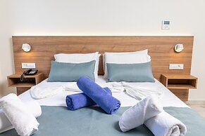 Kostakis Beach Hotel