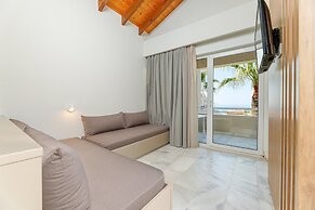 Kostakis Beach Hotel