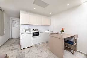 Kostakis Beach Hotel