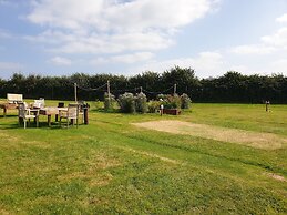 Luxury Safari Lodge Surrounded by Deer!! 'roe'