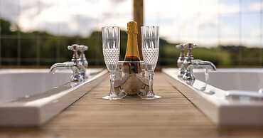 Luxury Safari Lodge Surrounded by Deer!! 'roe'