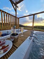 Luxury Safari Lodge Surrounded by Deer!! 'roe'