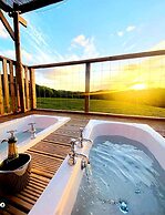 Luxury Safari Lodge Surrounded by Deer!! 'roe'