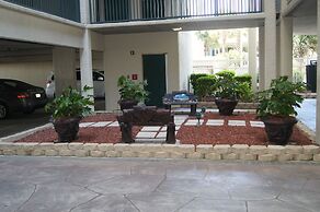 Ashworth 502 3 Bedroom Condo by RedAwning