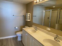 Ashworth 502 3 Bedroom Condo by RedAwning