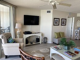 Ashworth 502 3 Bedroom Condo by RedAwning