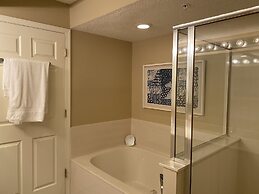 Ashworth 502 3 Bedroom Condo by RedAwning