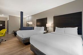 Comfort Suites Cincinnati University - Downtown
