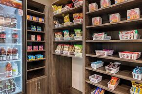 Comfort Inn & Suites Jacksonville - Orange Park Near Naval Air Station