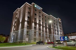 MainStay Suites Cincinnati University - Uptown