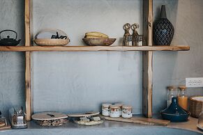 Pignolia Suites - Adults Only