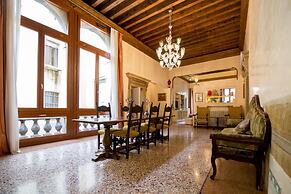 Fortuny 3967 Luxury Suites Wine - Ve-l736-sanm3967at