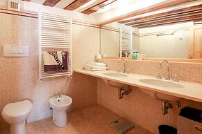 Fortuny 3967 Luxury Suites Wine - Ve-l736-sanm3967at