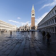 Fortuny 3967 Luxury Suites Wine - Ve-l736-sanm3967at