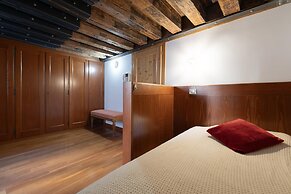 Fortuny 3967 Luxury Suites Wine - Ve-l736-sanm3967at