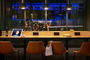 Moxy Edinburgh Fountainbridge