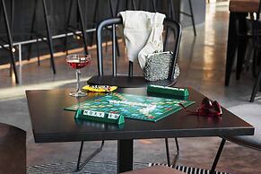 Moxy Edinburgh Fountainbridge