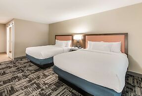 Hampton Inn & Suites Benton Harbor
