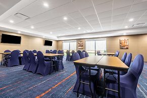Hampton Inn & Suites Benton Harbor