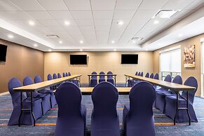 Hampton Inn & Suites Benton Harbor