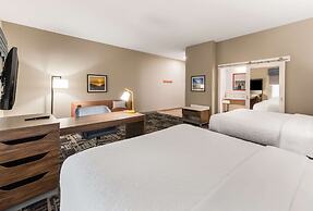 Hampton Inn & Suites Benton Harbor