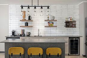 Epicurean Atlanta, Autograph Collection