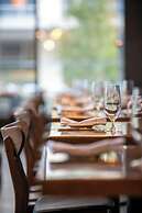 Epicurean Atlanta, Autograph Collection