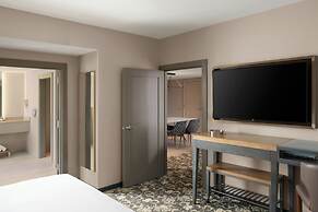 Epicurean Atlanta, Autograph Collection