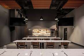 Epicurean Atlanta, Autograph Collection