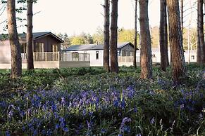 Hollicarrs - Wildflower Lodge