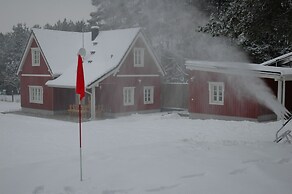 Cottage Faflik - Air Con And Own Sauna, Swedish House no 001
