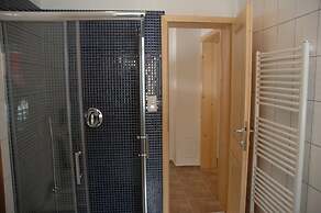 Cottage Faflik - Air Con And Own Sauna, Swedish House no 001