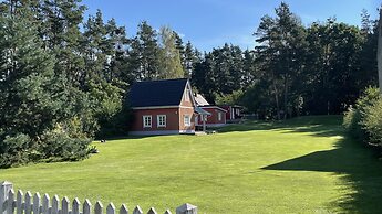Cottage Faflik - Air Con And Own Sauna, Swedish House no 001