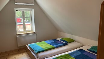 Cottage Faflik - Air Con And Own Sauna, Swedish House no 001