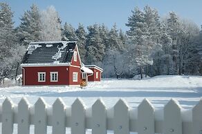 Cottage Faflik - Air Con And Own Sauna, Swedish House no 001