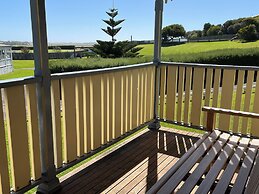 Sails - Elegant, spacious beach villa