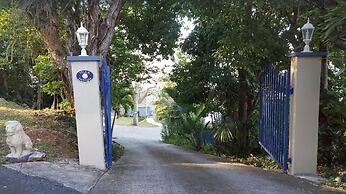 The Cottage at Villa Indigo