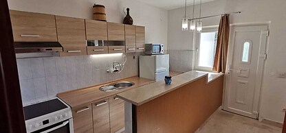 House With Private Pool M&M