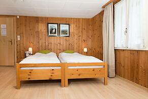 Hotel Alpina