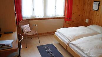 Hotel Alpina