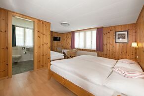 Hotel Alpina