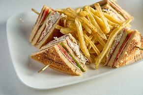 Paola's Town Boutique Hotel